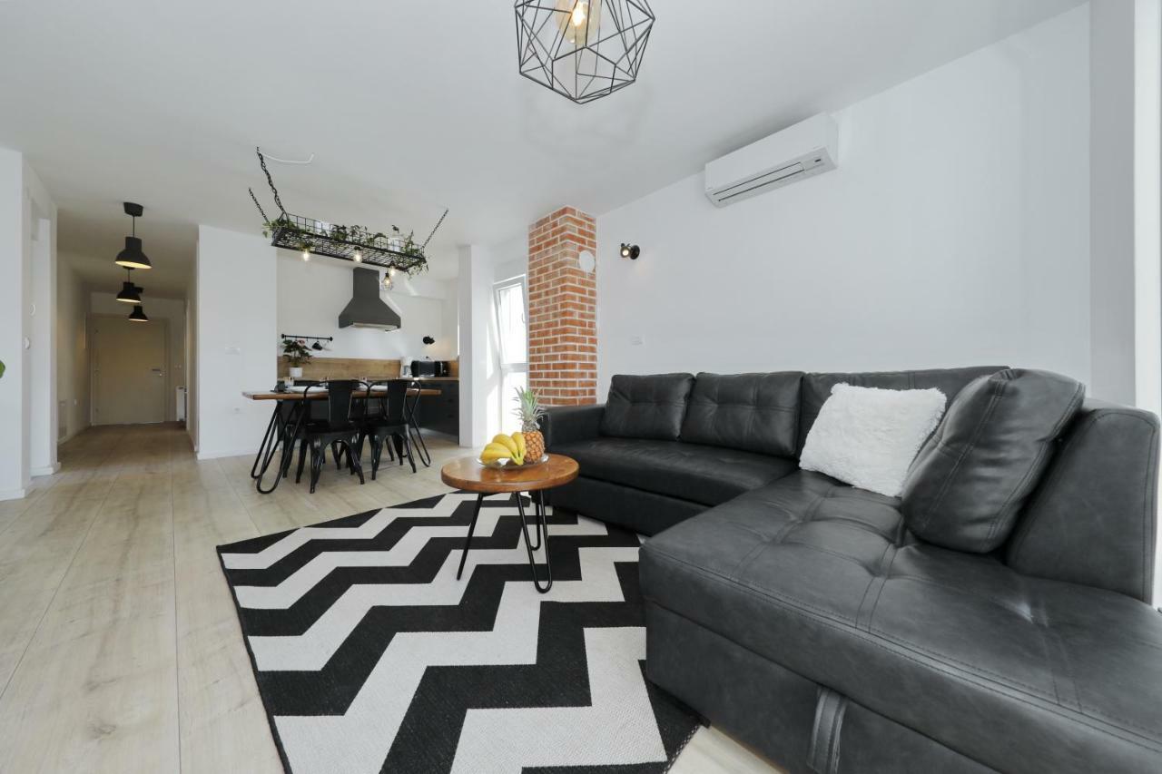 זאדאר Apartments Ivanov מראה חיצוני תמונה