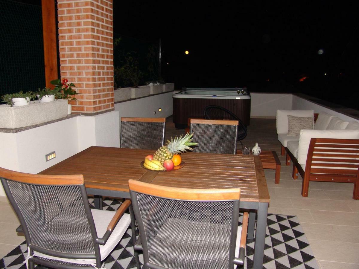 זאדאר Apartments Ivanov מראה חיצוני תמונה